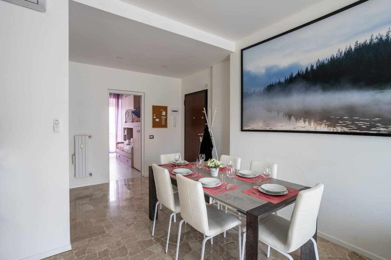 Milano City Apartments - Parking And Comfort - Spacious Apt Up To 8 Pax ภายนอก รูปภาพ