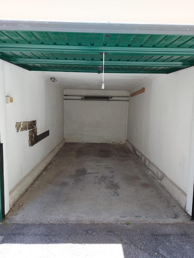 Milano City Apartments - Parking And Comfort - Spacious Apt Up To 8 Pax ภายนอก รูปภาพ